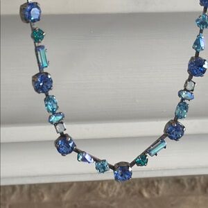 Sorrelli elegant blue and silver necklace with Swarovski crystals